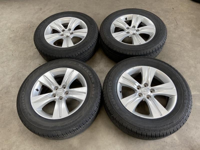 17 inch originele velgen + zomerbanden Kia Sportage, Auto-onderdelen, Banden en Velgen, Gebruikt, Banden en Velgen, 17 inch, Ophalen of Verzenden