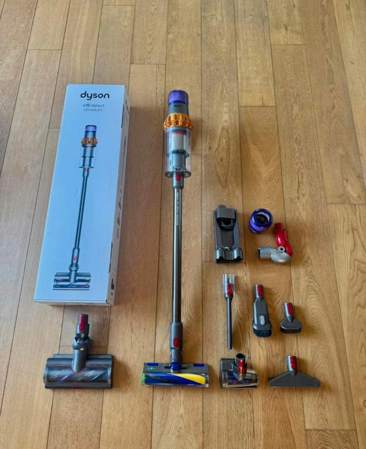 ZGAN! Dyson V15 Detect Absolute - Overcompleet & schoon, Witgoed en Apparatuur, Stofzuigers, Ophalen of Verzenden, Zo goed als nieuw