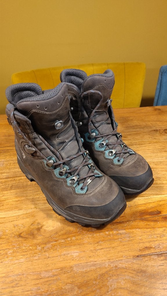 Wandelschoenen Lowa Mauria GTX maat 38,5 - cat. B, Sport en Fitness, Bergsport en Wandelen, Ophalen of Verzenden, Zo goed als nieuw