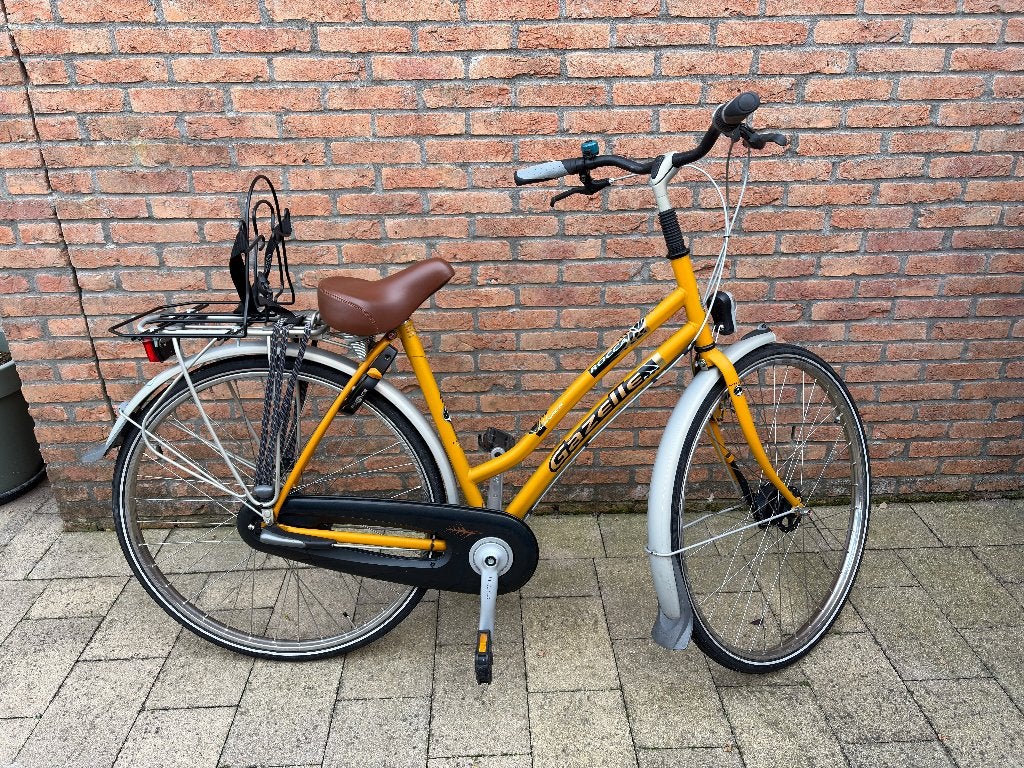 Gazelle fiets, 3 versnellingen, handremmen en tassendrager, Ophalen, Gebruikt, Versnellingen, 50 tot 53 cm
