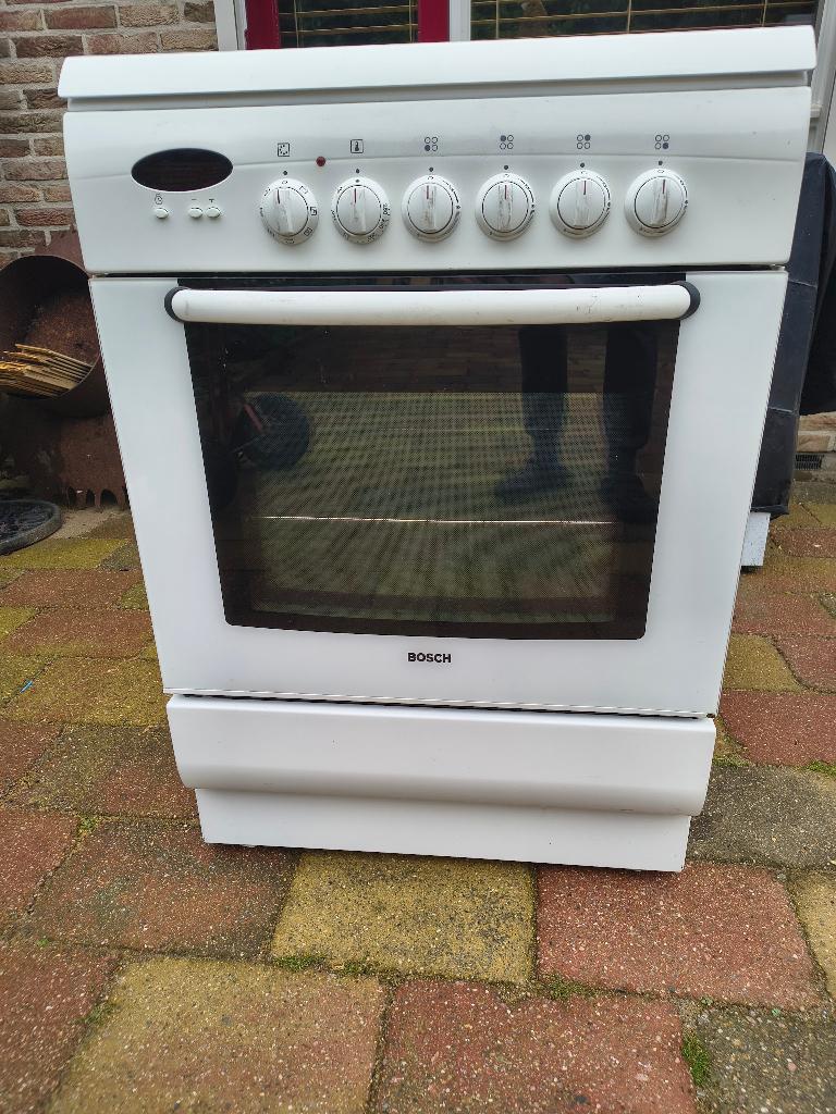 Bosch gasfornuis, Witgoed en Apparatuur, Fornuizen, Ophalen, Gebruikt, 60 cm of meer, 4 kookzones