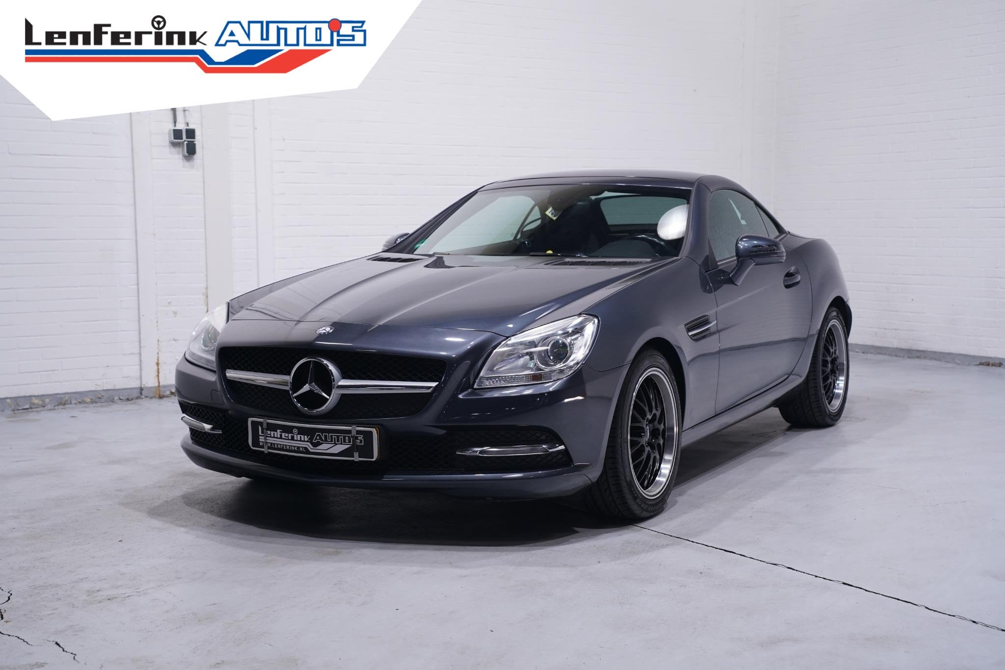 Mercedes-Benz SLK-klasse 200 navigatie lederen-bekleding sto, Auto's, Mercedes-Benz, Euro 5, Gebruikt, Zwart, 4 cilinders