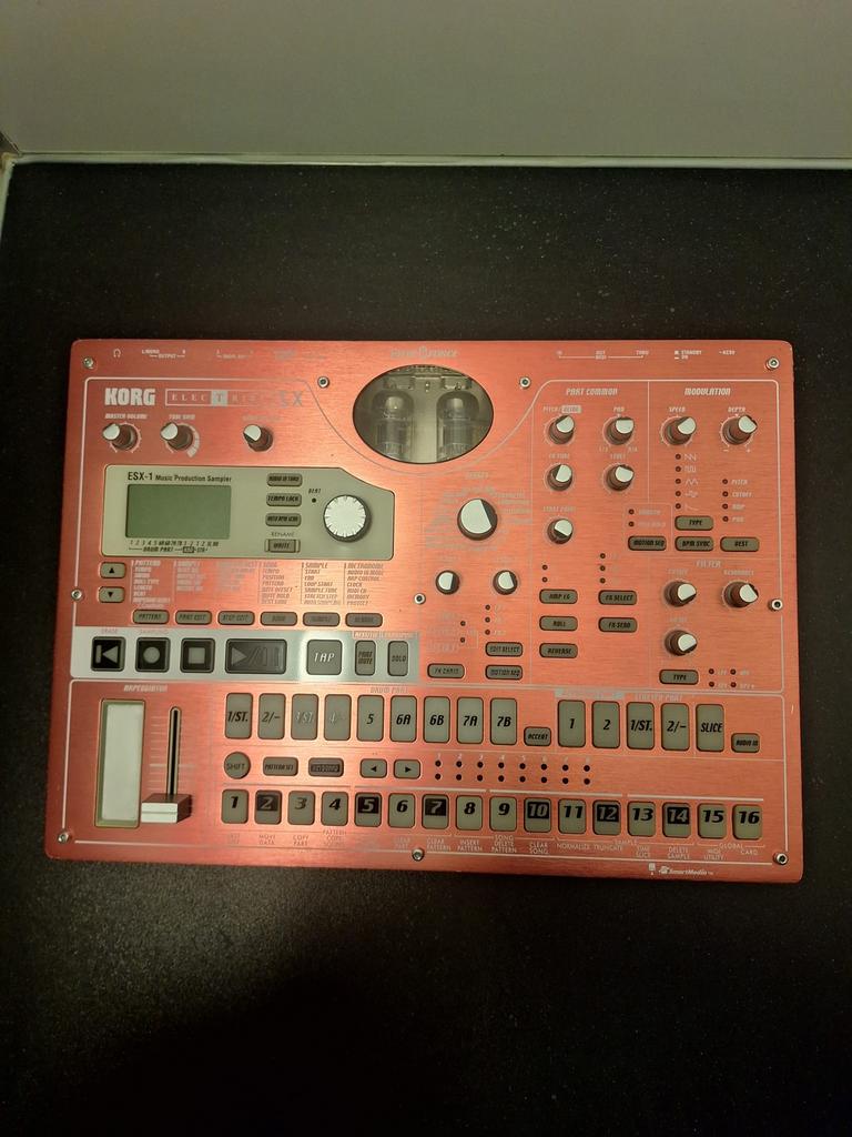 Korg ESX-1, Ophalen, Zo goed als nieuw, Overige aantallen, Korg