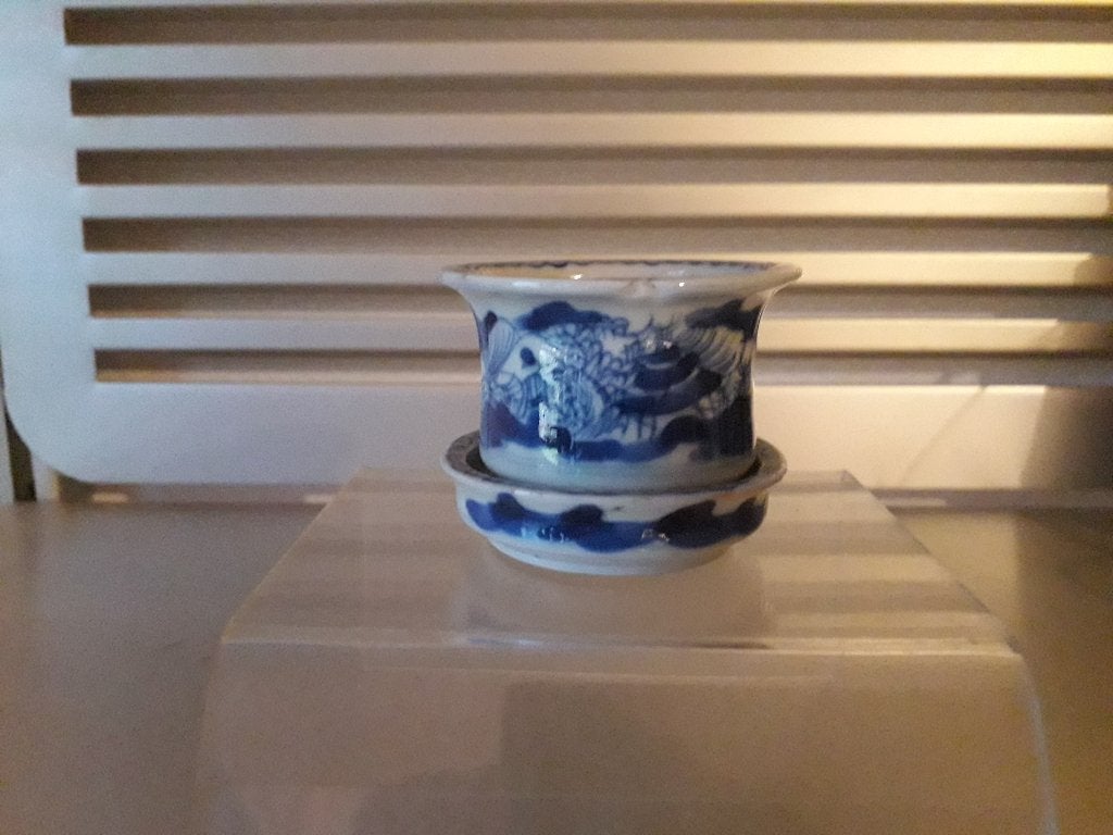 SUPER ZELDZAAM ANTIEK JAPANS MINIATUUR POTJE met SCHOTEL, Ophalen of Verzenden