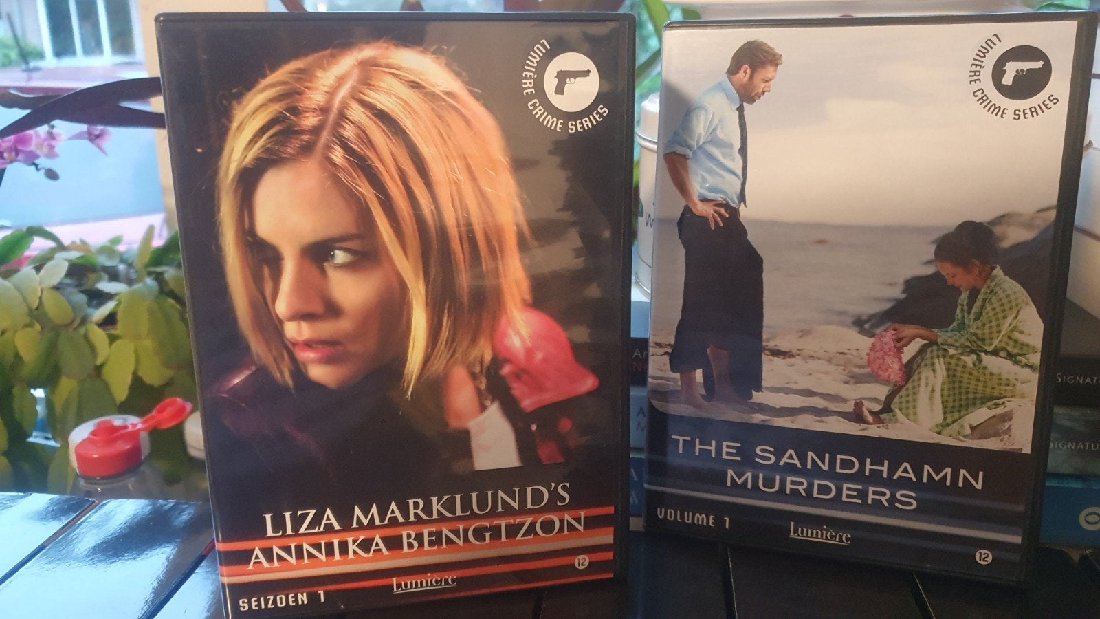 Set: L. Marklund's Annika Bengtzon & The Sandhamn Murders 1, Cd's en Dvd's, Engels, Nederlands, Ophalen of Verzenden, Zo goed als nieuw