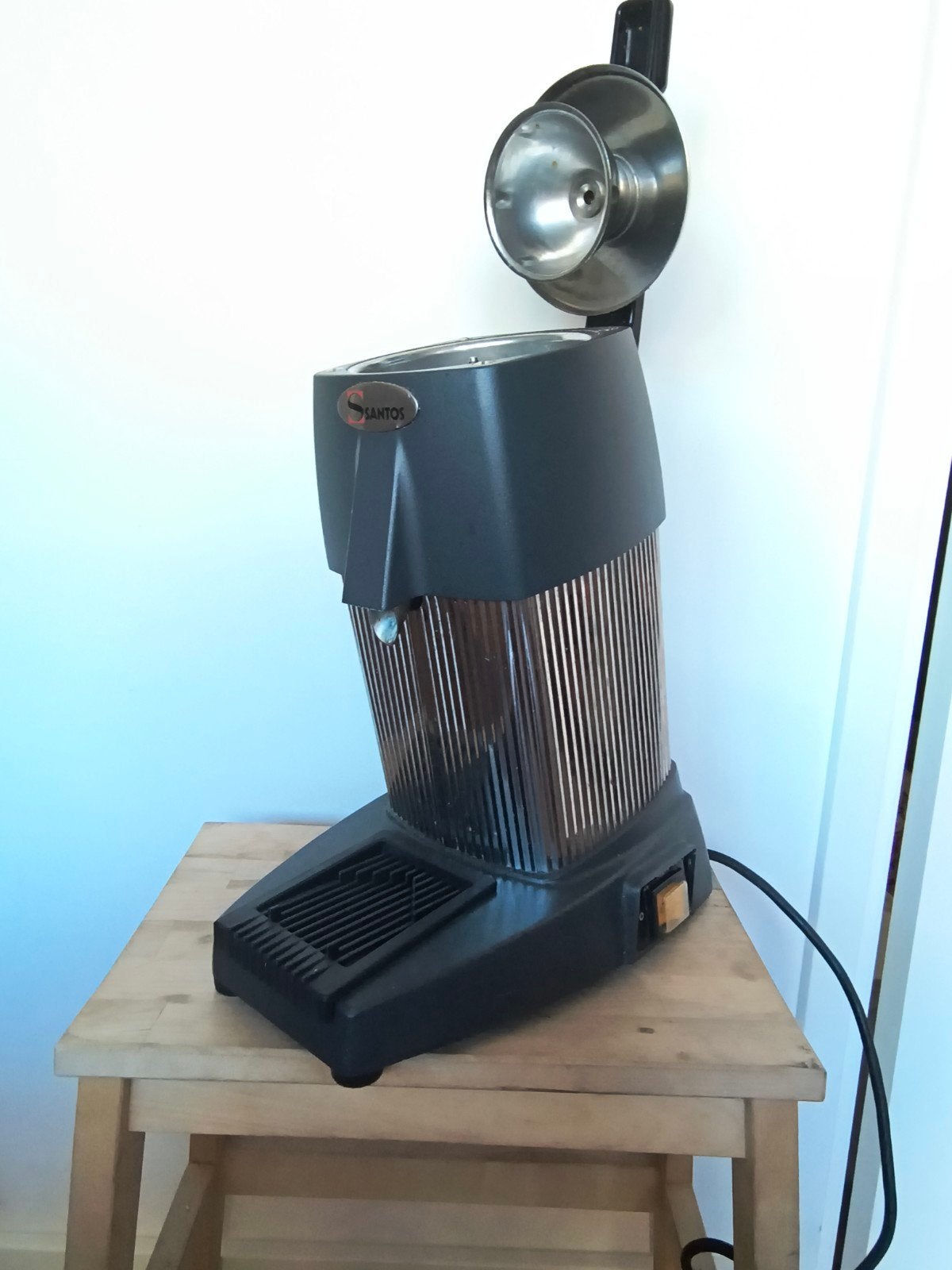 Santos sinaasappel pers type 10, Ophalen of Verzenden, Zo goed als nieuw, Elektrisch, Citruspers
