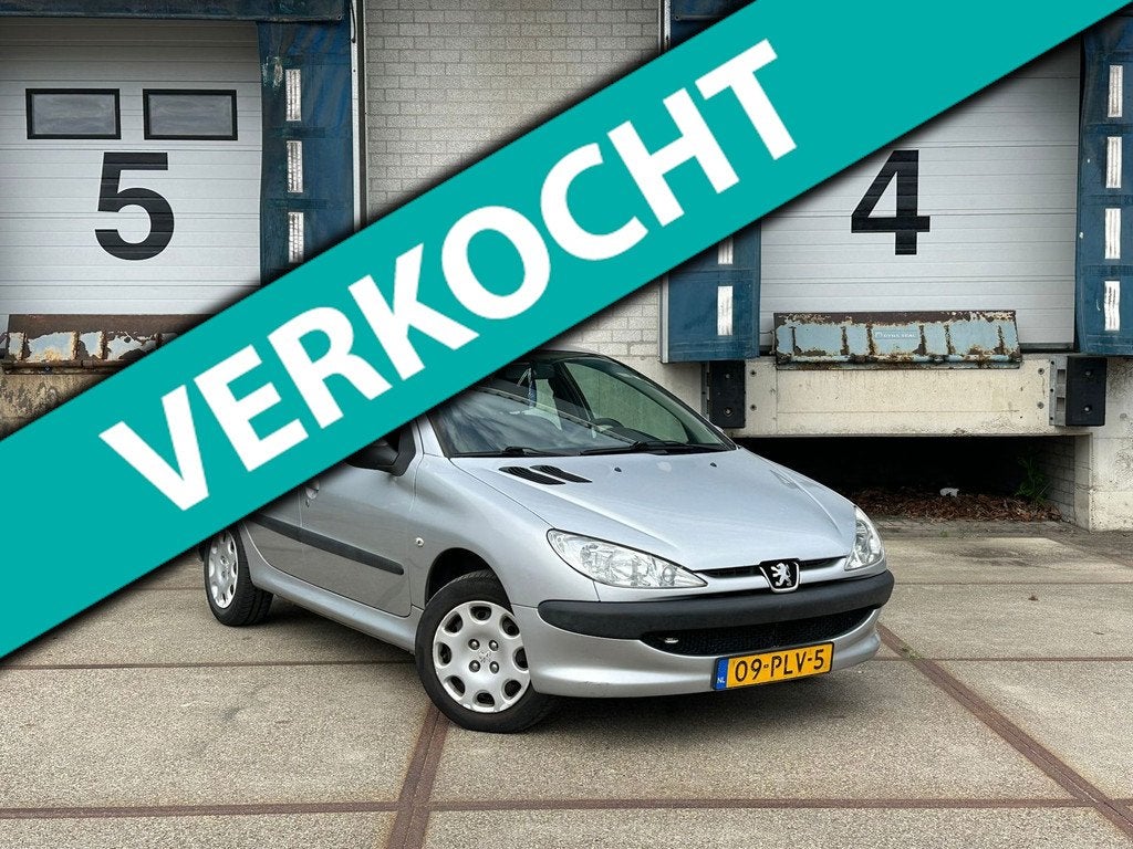 Peugeot 206 1.1 X-Design (5 Deur + NEW Koppeling + APK), Auto's, Voorwielaandrijving, Elektrische ramen, Gebruikt, 31 €/maand