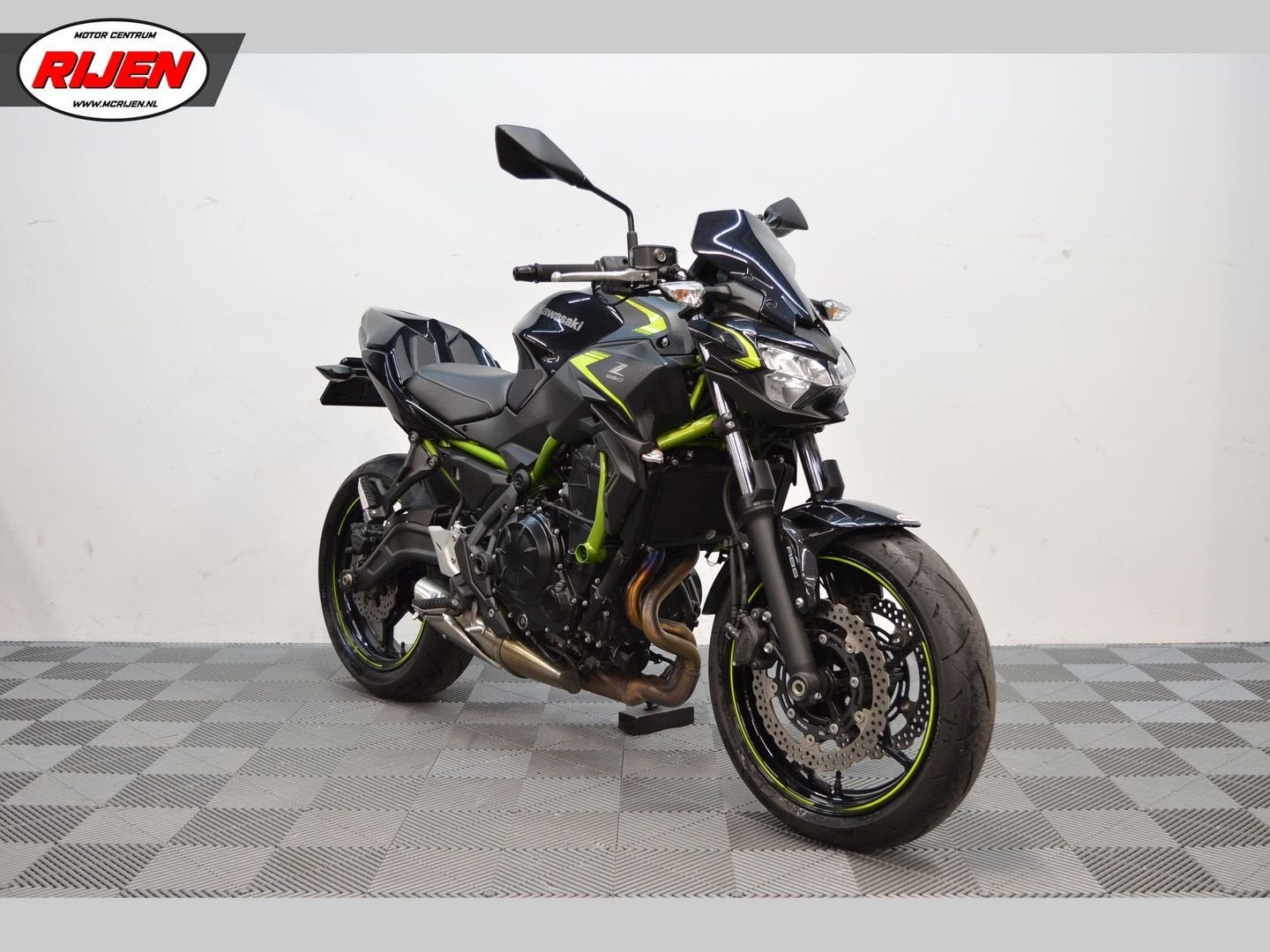 KAWASAKI Z650 (bj 2022), 2 cilinders, 649 cc, Bedrijf, Onbekend