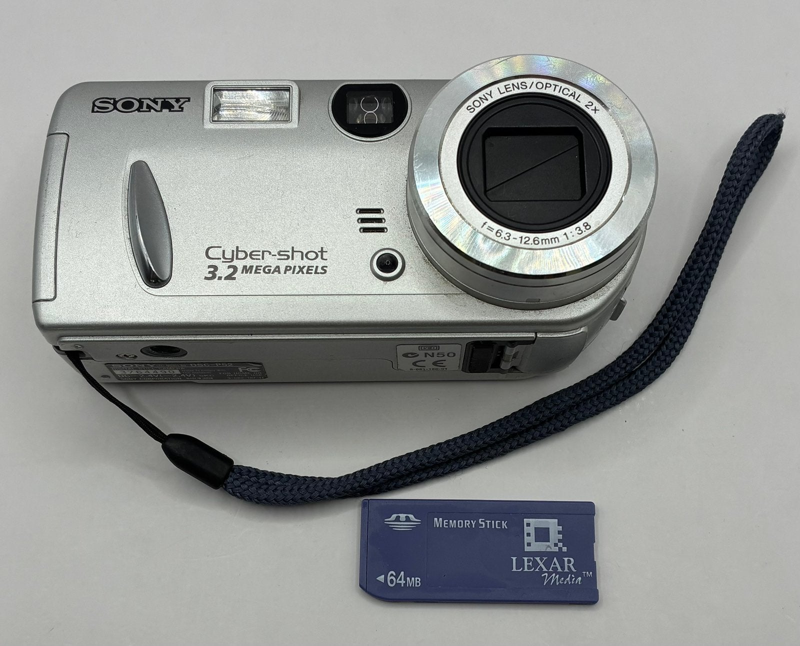 Sony Cyber-shot DSC-P52 - compact camera, Ophalen of Verzenden, Zo goed als nieuw, Sony, 8 keer of meer