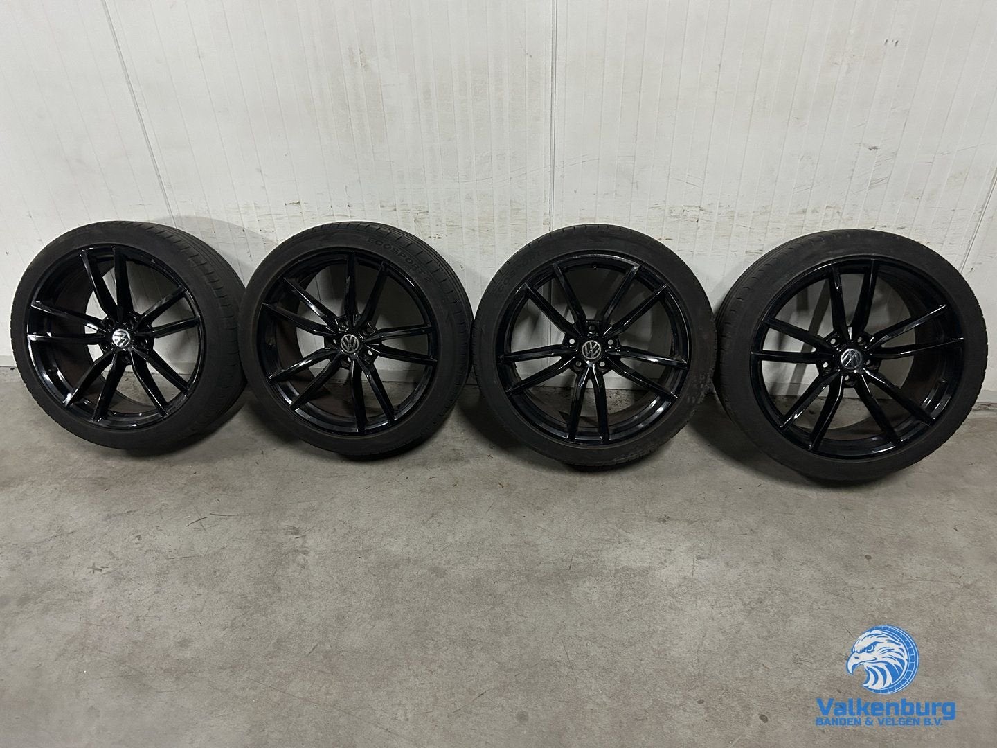 VW Caddy Passat 19 inch zwarte Pretoria look velgen 5x112 zo, Auto-onderdelen, 19 inch, Gebruikt, -, -