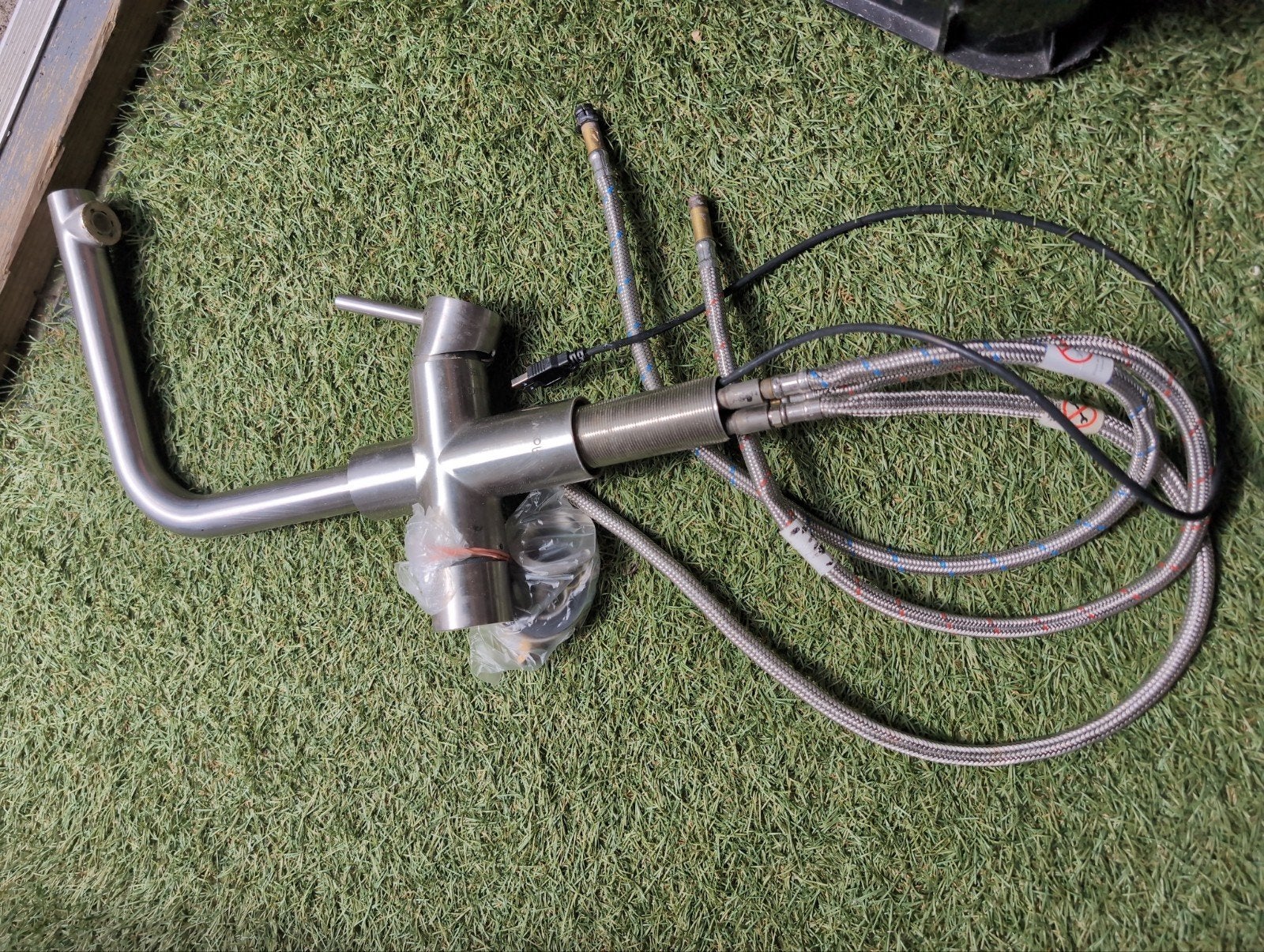 Floww 4-in-1 kraan met hub - direct kokend water cooker, Overige typen, Zilver, Ophalen of Verzenden, Zo goed als nieuw