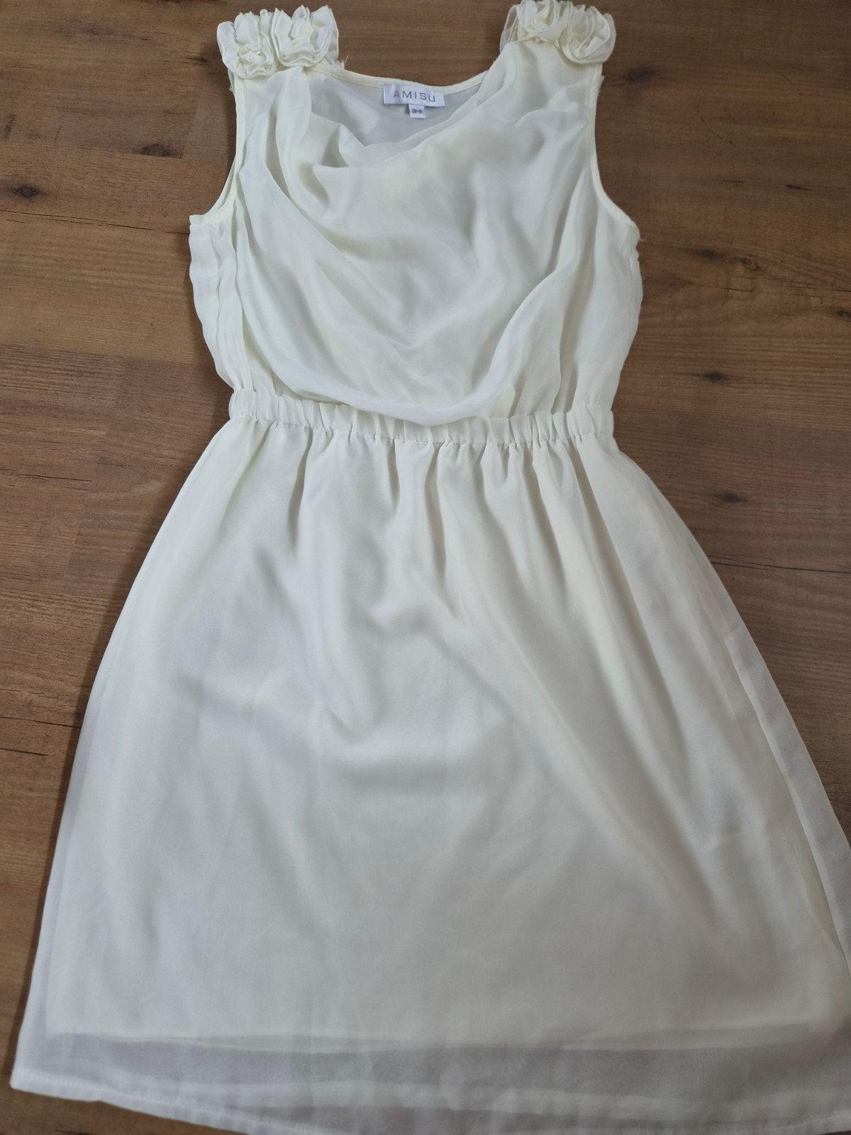 Amisu New Yorker Jurk Crème Maat 34 (XS), Kleding | Dames, Overige kleuren, Ophalen of Verzenden, Zo goed als nieuw, Knielengte
