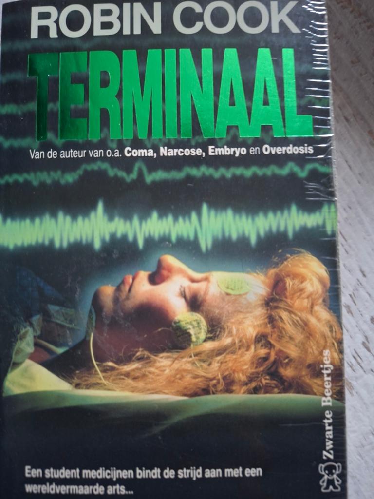 Robin Cook - Terminaal, Ophalen of Verzenden, Zo goed als nieuw, Robin Cook