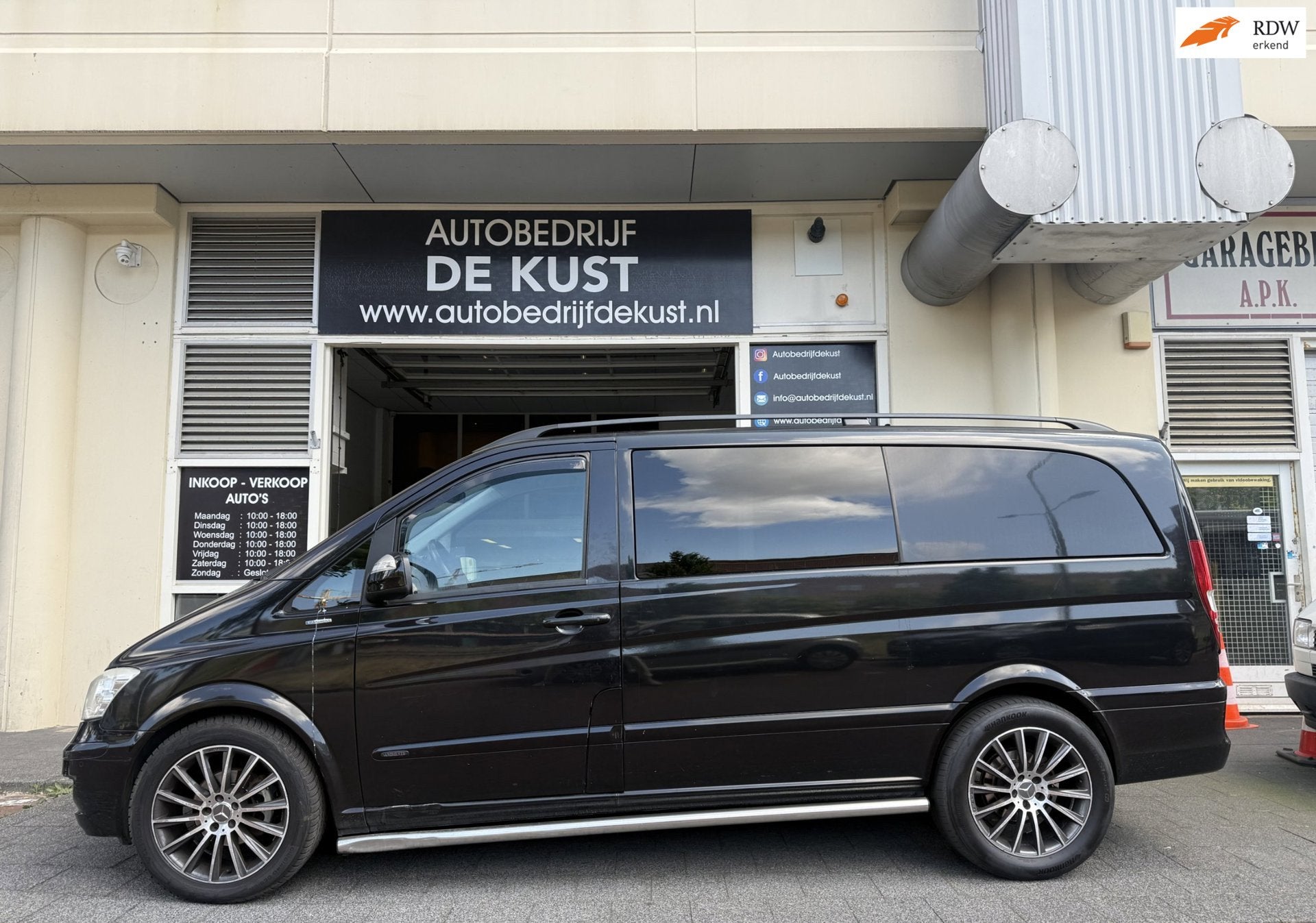 Mercedes-Benz Viano 2.2 CDI AUT 2011 Leder Clima, Auto's, Bestelauto's, Bedrijf, Te koop, ABS, Airbags, Airconditioning, Centrale vergrendeling