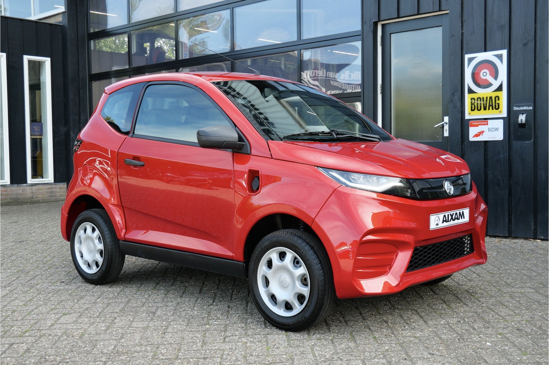 Aixam Brommobiel e City Sport Automaat | Elektrisch | Elek.R, Overige merken, Spoorsingel 15
1761EA  ANNA PAULOWNA, NL, Gebruikt