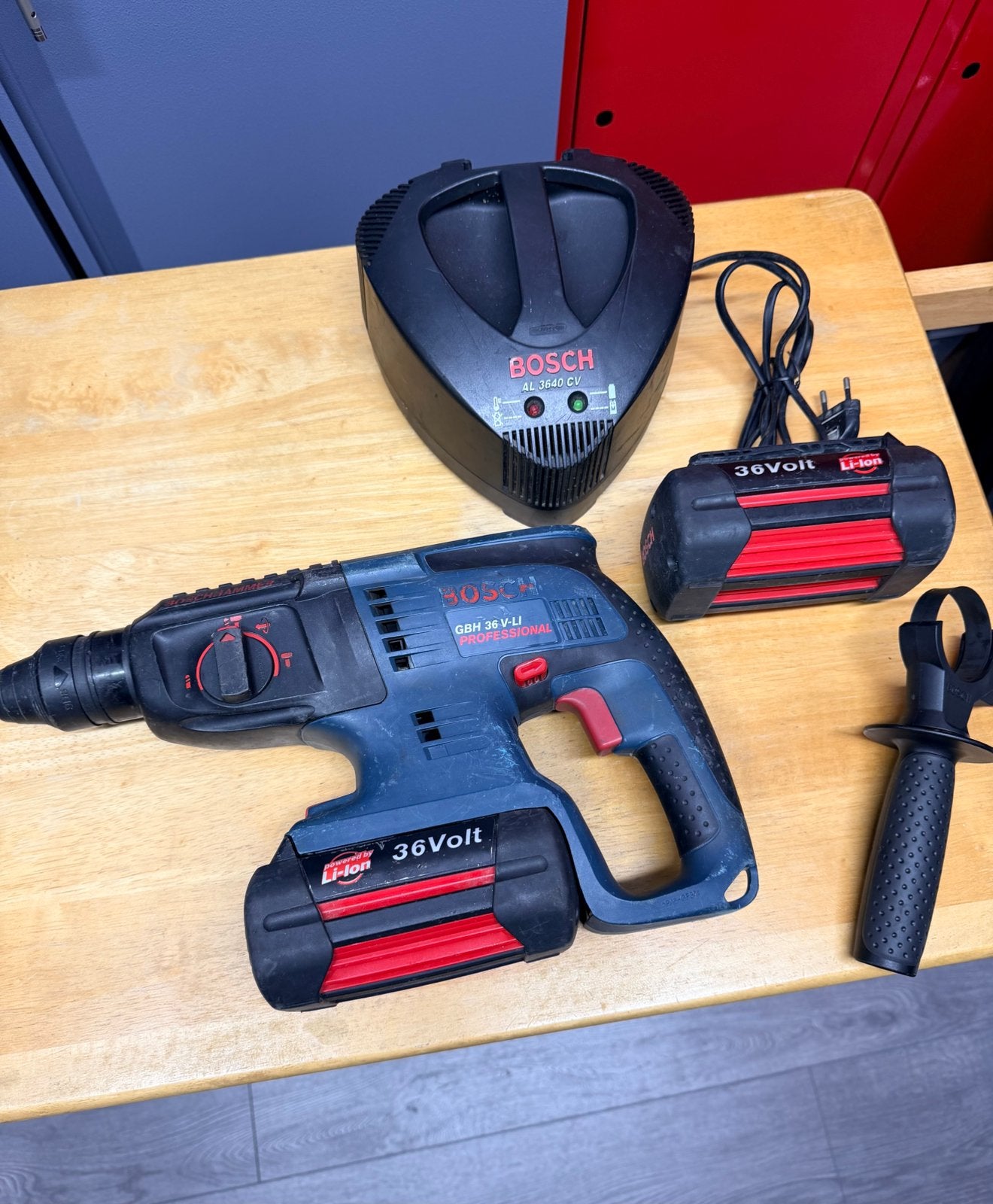 Bosch GBH 36 V-LI Professional Boorhamer + 2 Accu's en Lader, Doe-het-zelf en Verbouw, Ophalen, Boor- en/of Breekhamer, Klopboormechanisme
