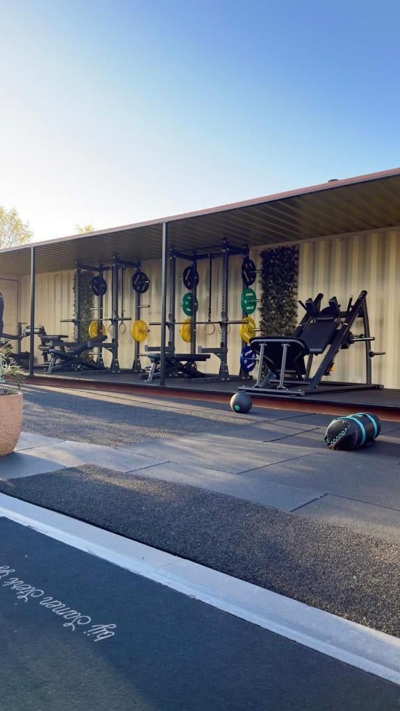 Sportschool container volledig op maat - outdoor gym, Ophalen of Verzenden, Nieuw, Benen, Overige typen