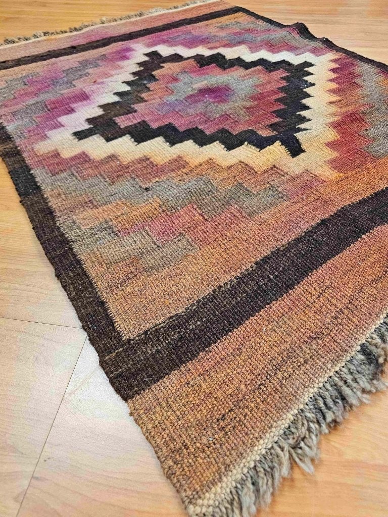 Handgemaakt kelim kleed 96/74 cm, 50 tot 100 cm, Djt@dejuistetoon.eu, Zo goed als nieuw, Mon Plaisir 19, Etten-Leur, Netherlands