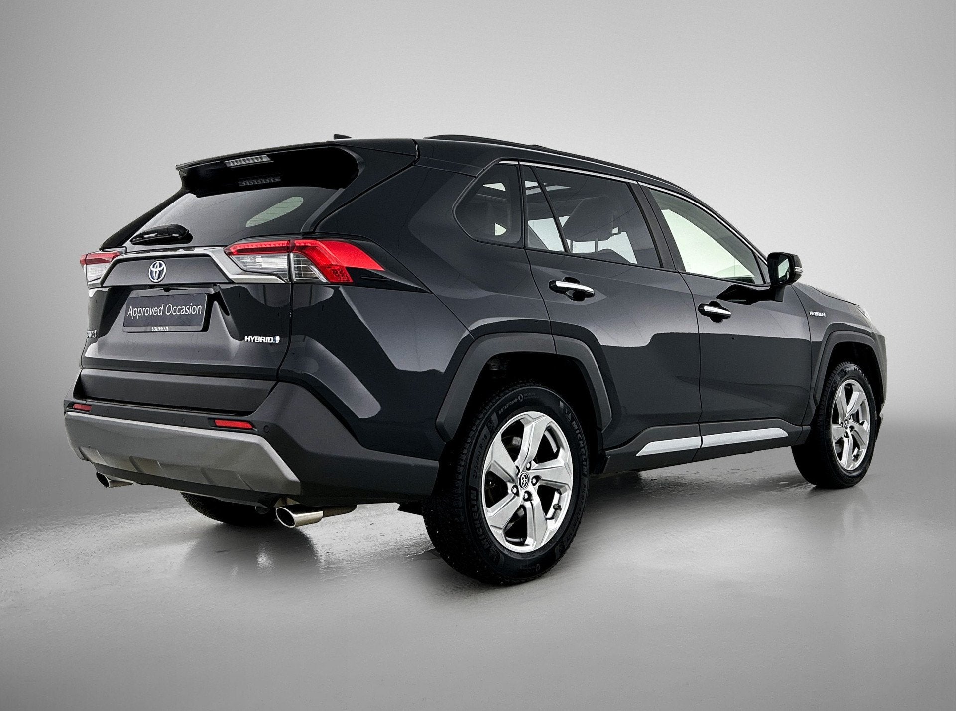 Toyota RAV4 2.5 Hybrid Executive | JBL | Elektrisch glazen p, 12 maanden, Gebruikt, 4 cilinders, Zwart