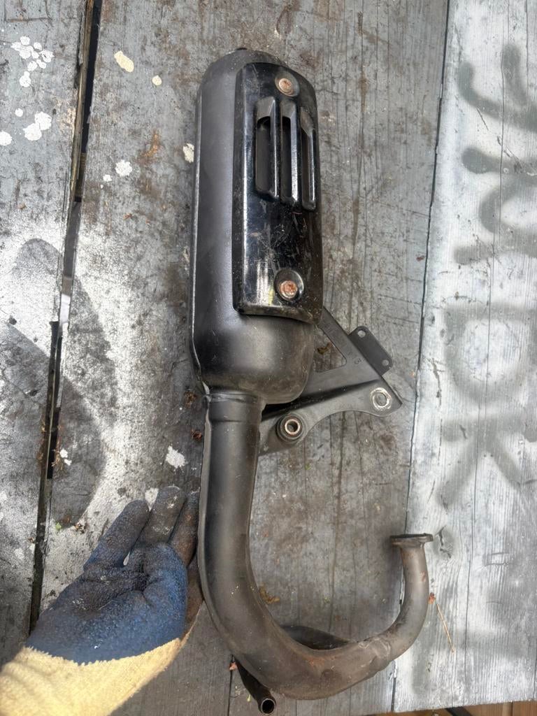 Originele uitlaat MBK booster, yamaha BWS, yamaha mint, Ophalen of Verzenden, Zo goed als nieuw