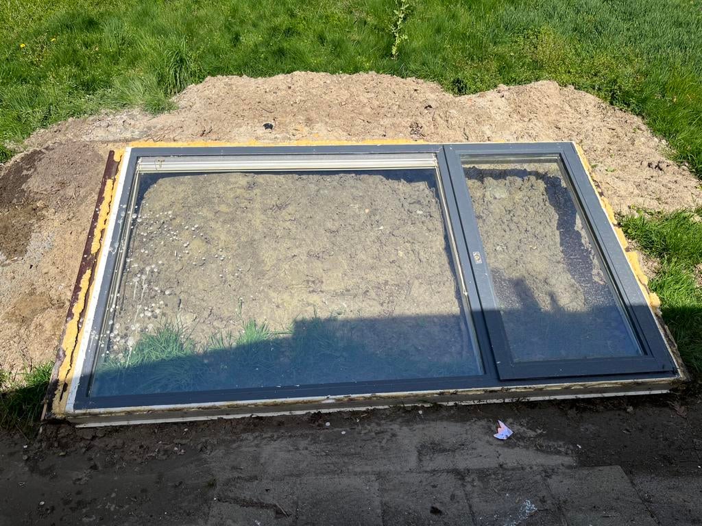 Gratis af te halen kozijn met dubbel glas, Ophalen, Zo goed als nieuw, Hout, Raamkozijn