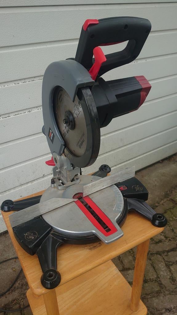 Kapzaag, verstekzaag, afkortzaag GS1200M Meister elektrisch., Doe-het-zelf en Verbouw, Gereedschap | Zaagmachines, Meister Craft
