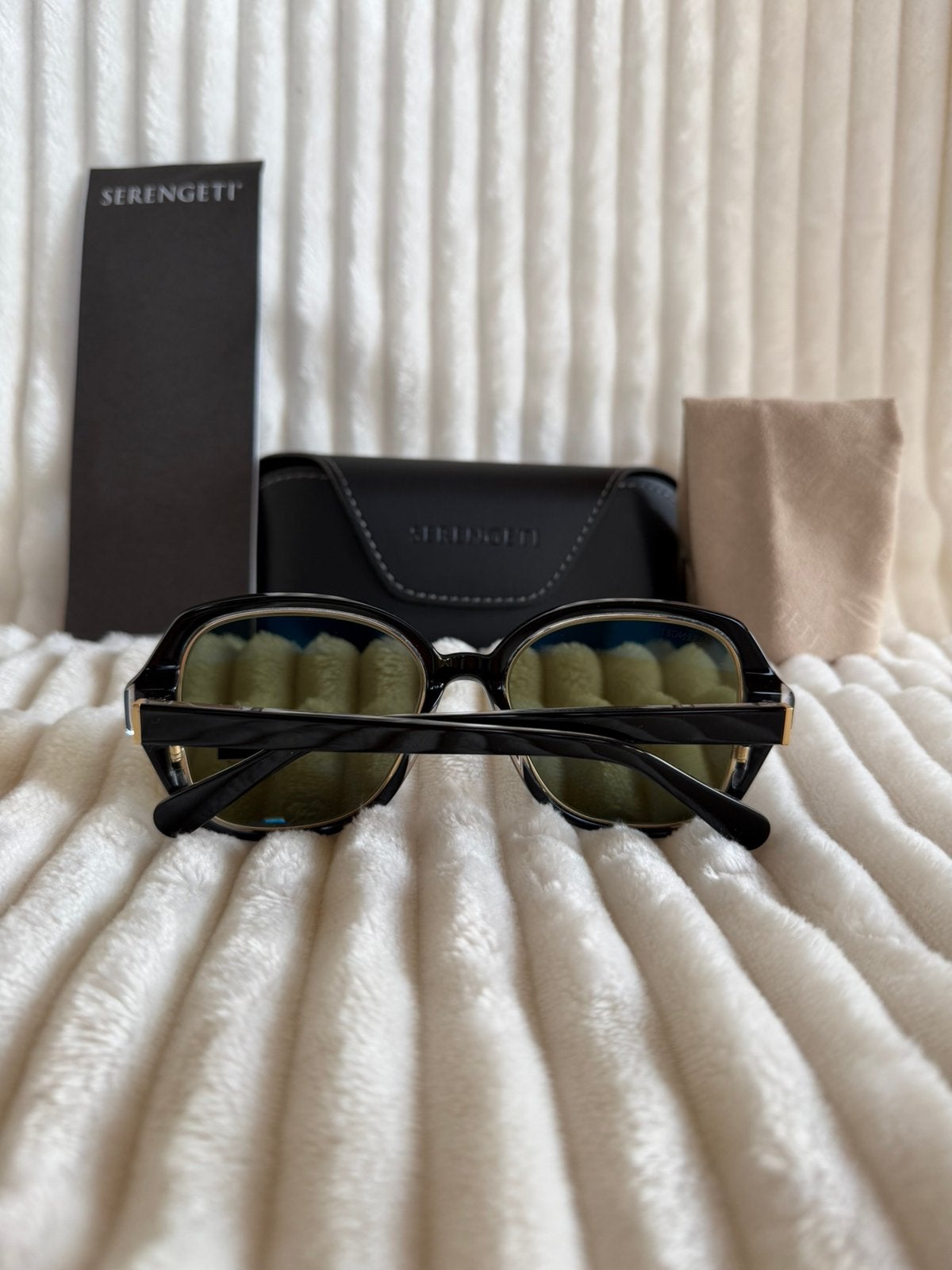 Serengeti Hayworth SS538001 garantie en btw-factuur, Zonnebril, Verzenden, Nieuw, Nvt