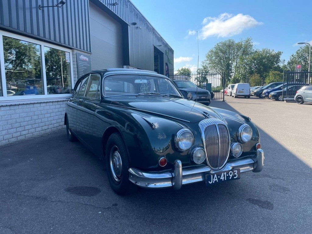 Daimler V8 250 V8 MKII SALOON, Auto's, Overige Auto's, Gebruikt, 8 cilinders, 1436 kg, Origineel Nederlands