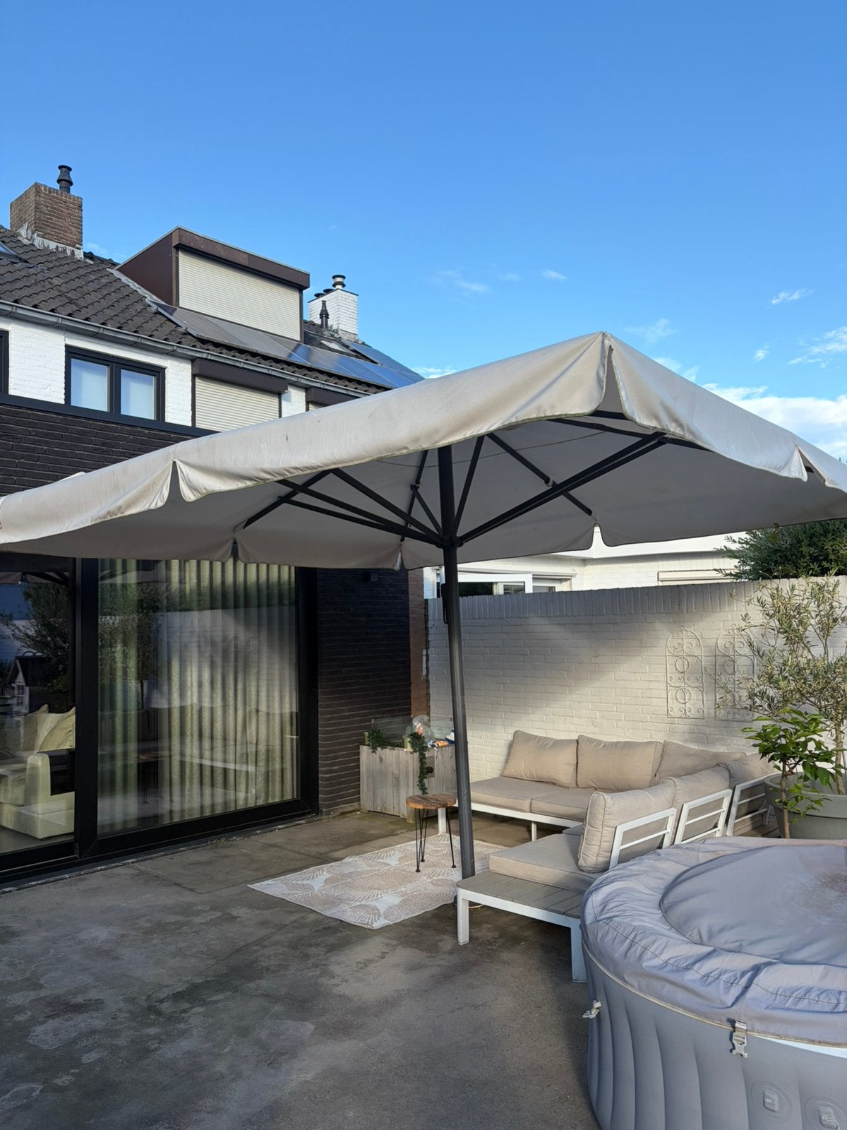 Horecaparasol 4x4 beige, Ophalen, Gebruikt, Zweefparasol