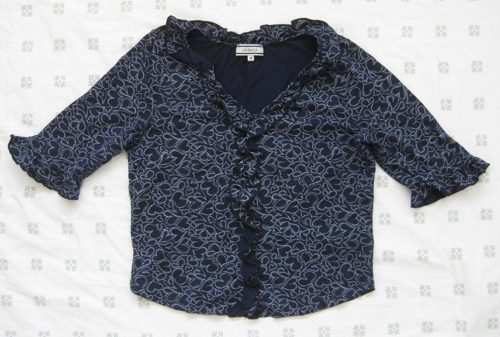 Les Bleus blauwe top, met hartjes, en ruches, maat M, Kleding | Dames, Maat 38/40 (M), Blauw, Ophalen of Verzenden, Zo goed als nieuw
