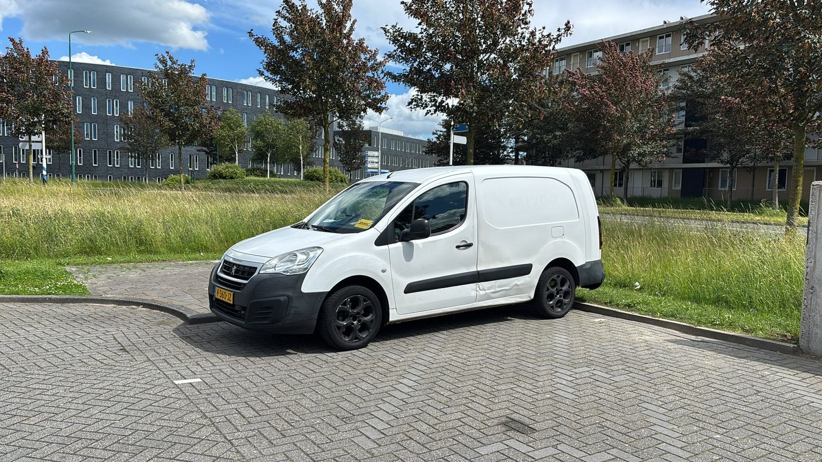 Peugeot Partner 1.6 Bluehdi 100pk 1000kg 2017, Auto's, Voorwielaandrijving, Stof, 4 cilinders, Origineel Nederlands