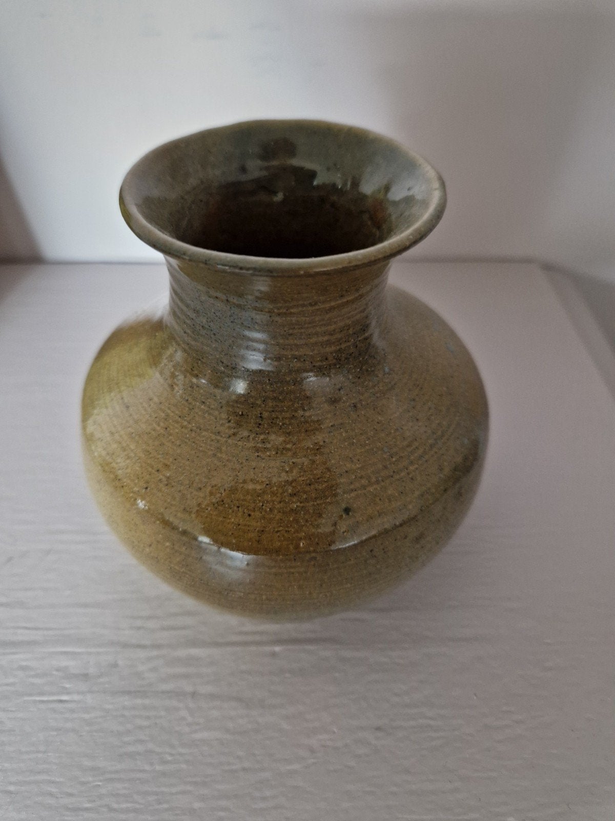 Vaasje,olijf groen, Ophalen of Verzenden, Gebruikt, Groen, 11 cm