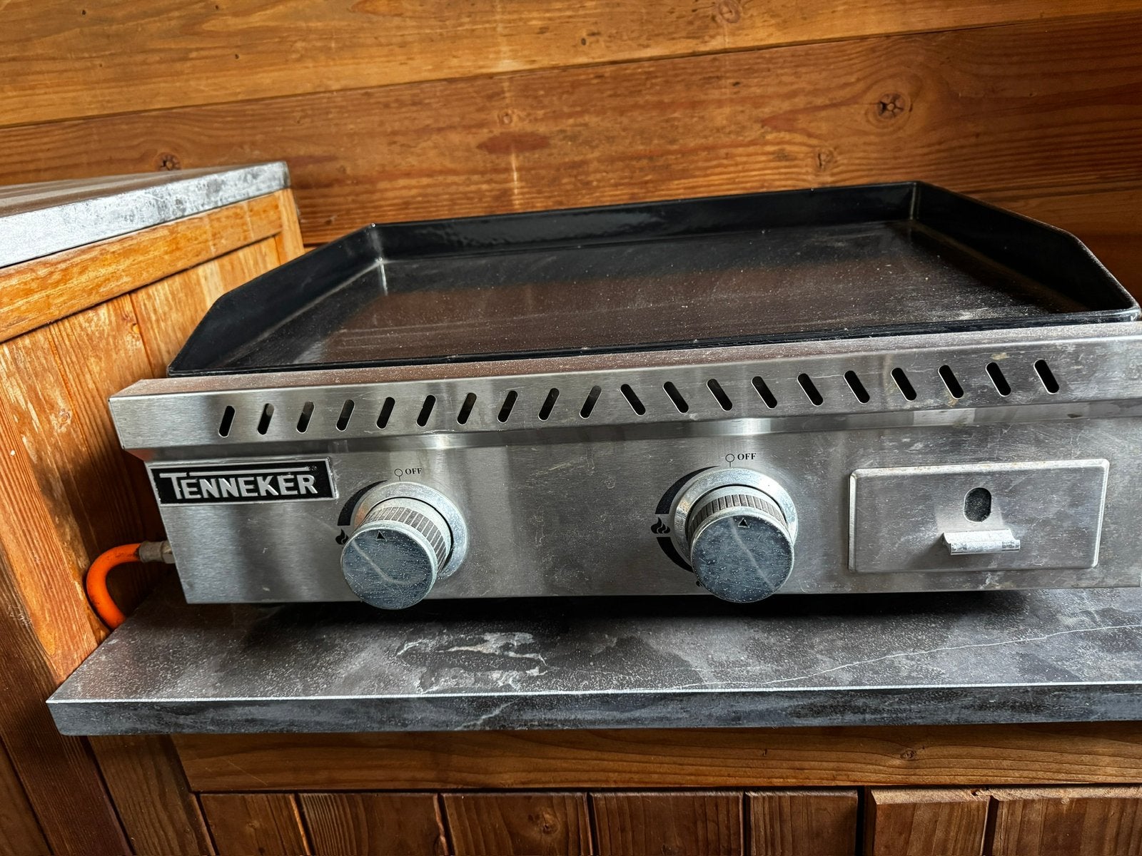 Gasbarbecue Tenneker Plancha TGP-2,, Tuin en Terras, Buitenkeukens, Ophalen, Zo goed als nieuw, Gas