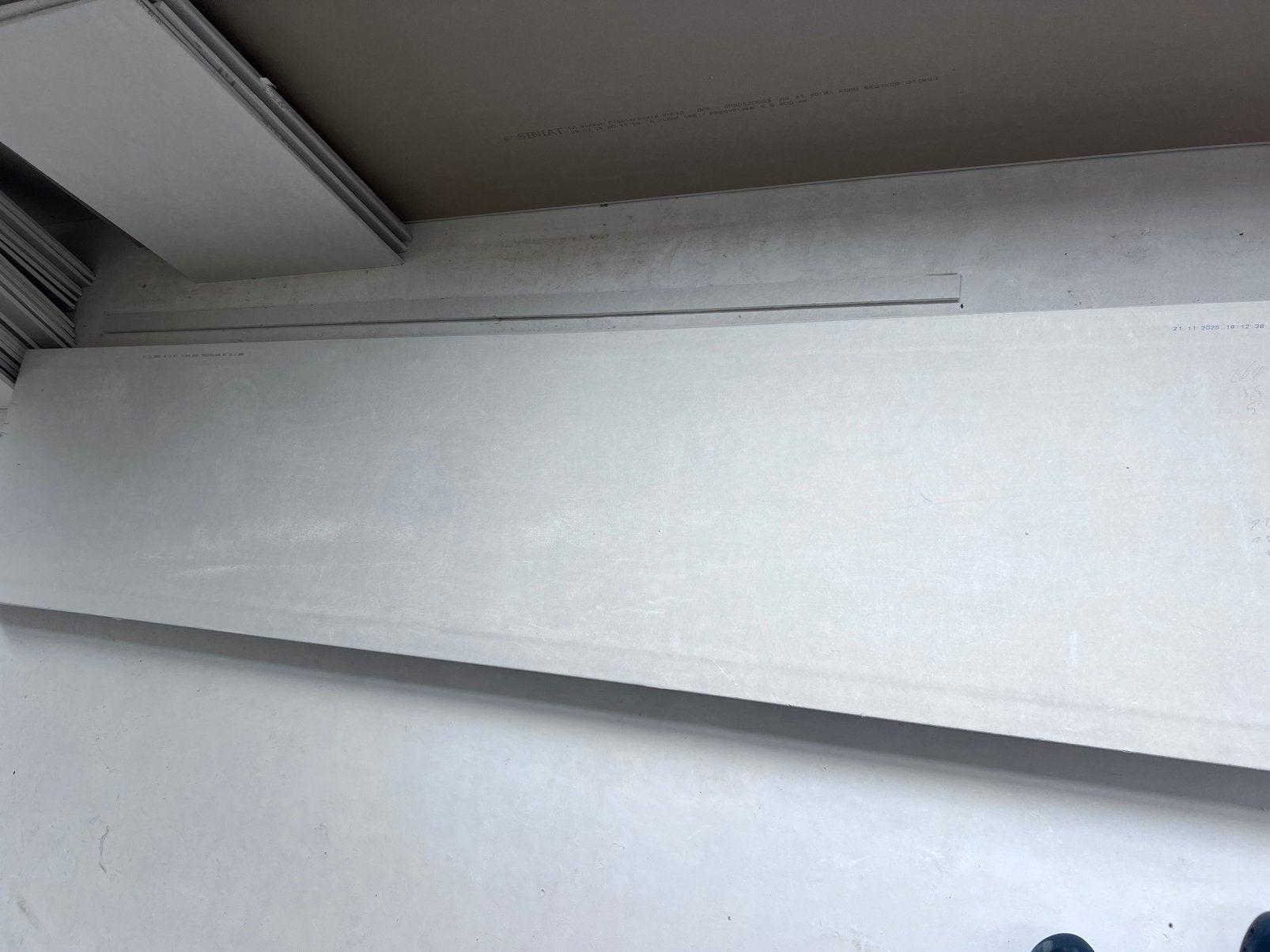 7 gipsplaten 12,5mm afgeschuind (260x60), Ophalen, Zo goed als nieuw