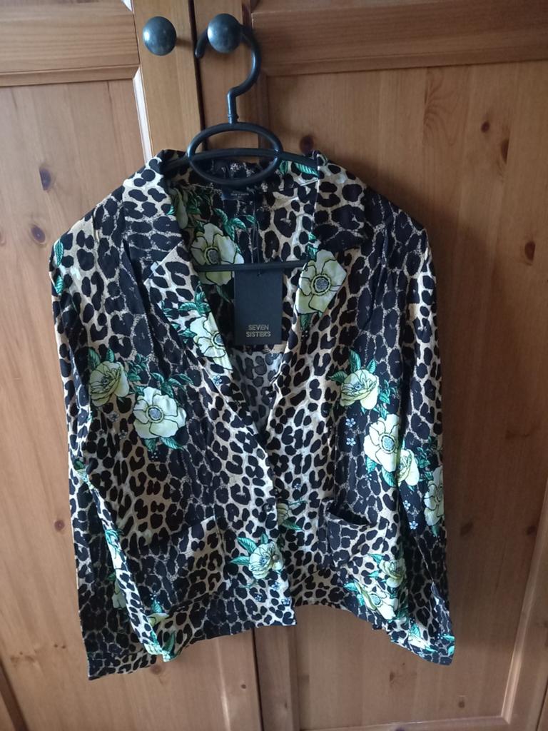 Jasje nieuw XL Seven Sisters panterprint & bloemen, Kleding | Dames, Bruin, Seven Sisters, Maat 42/44 (L), Nieuw