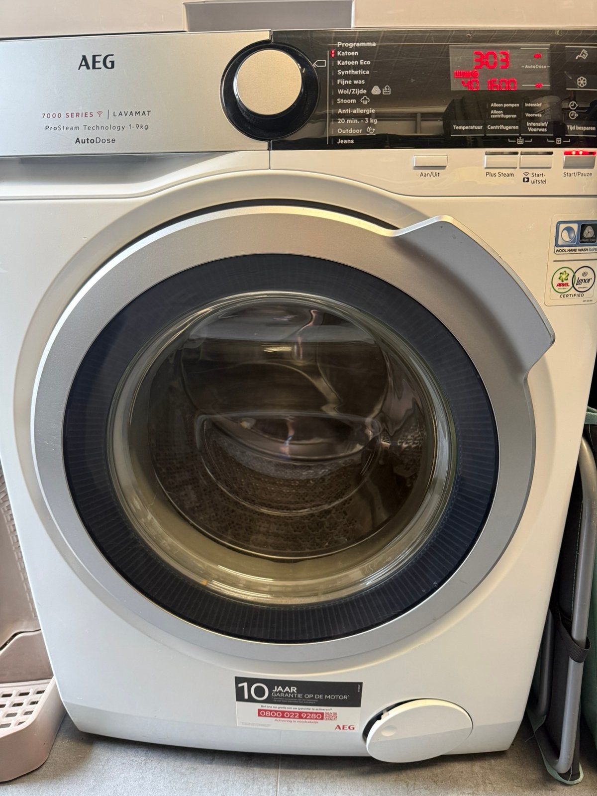 AEG 7000 serie L7FENQ96 – defect / voor reparatie, Witgoed en Apparatuur, Wasmachines, Ophalen, Niet werkend, 1600 toeren of meer