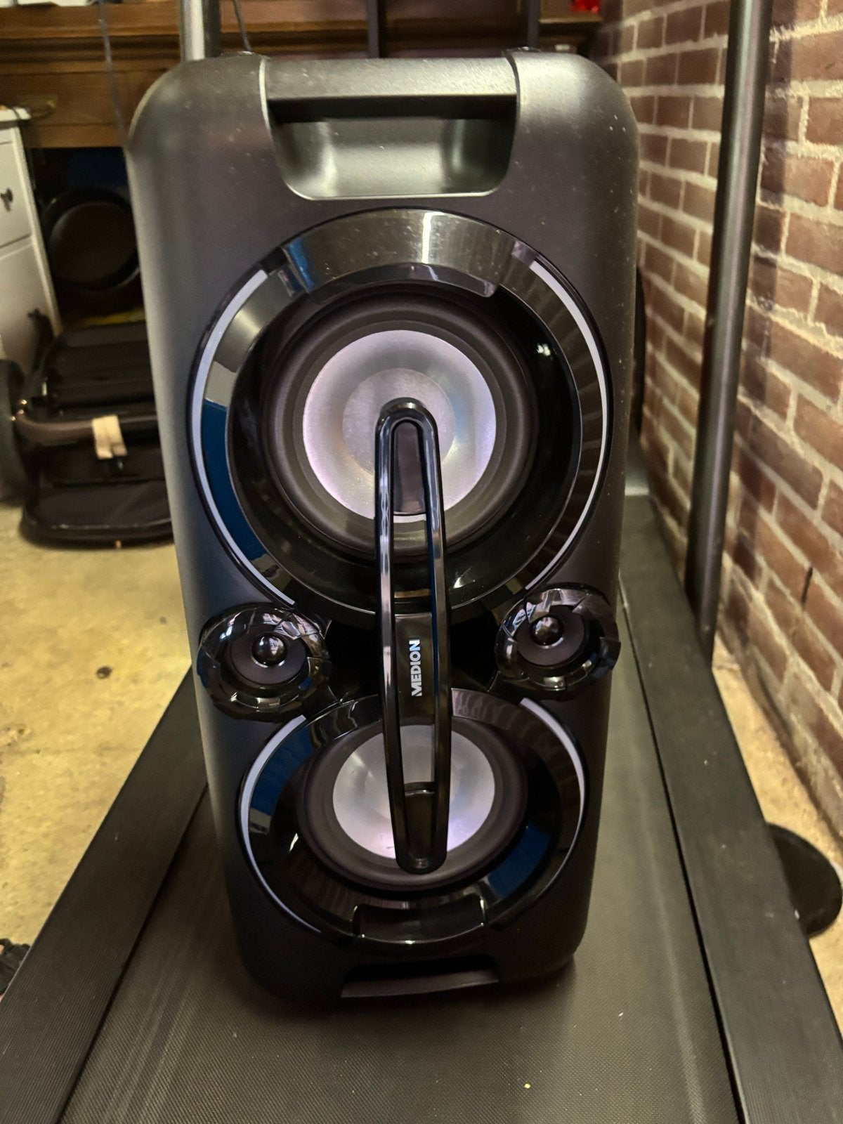 Medion Party Speaker met USB, AUX en Microfoon, Gebruikt, Party speaker, AUX-ingang, Ophalen