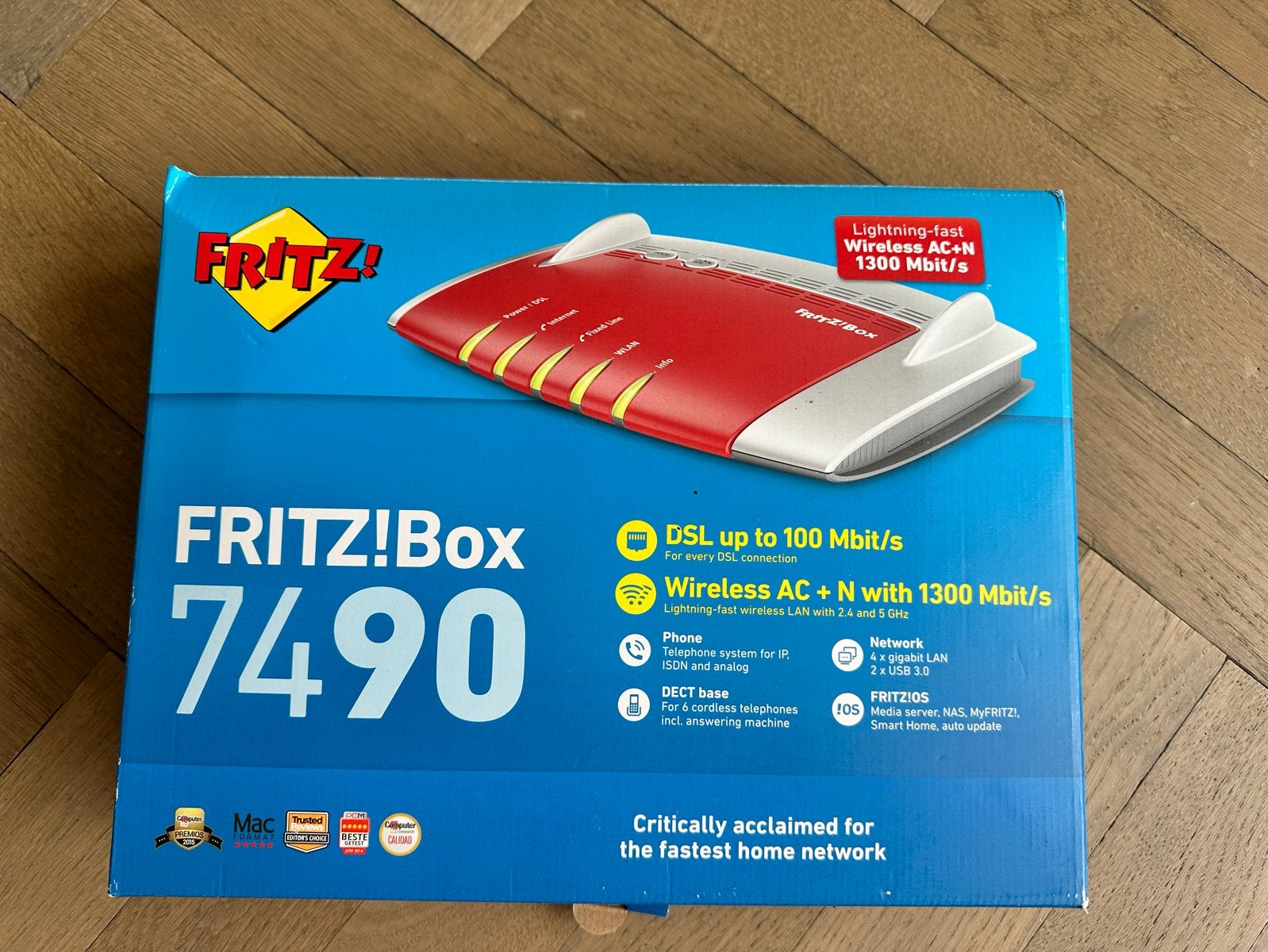 Snelle en betrouwbare router met modem FRITZ!Box 7490, Ophalen of Verzenden, Zo goed als nieuw, Router met modem