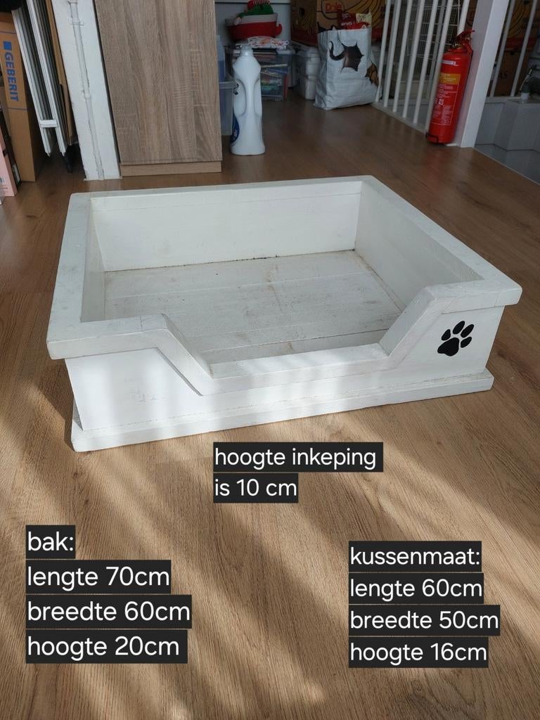 Houten hondenmand, Ophalen, Overige