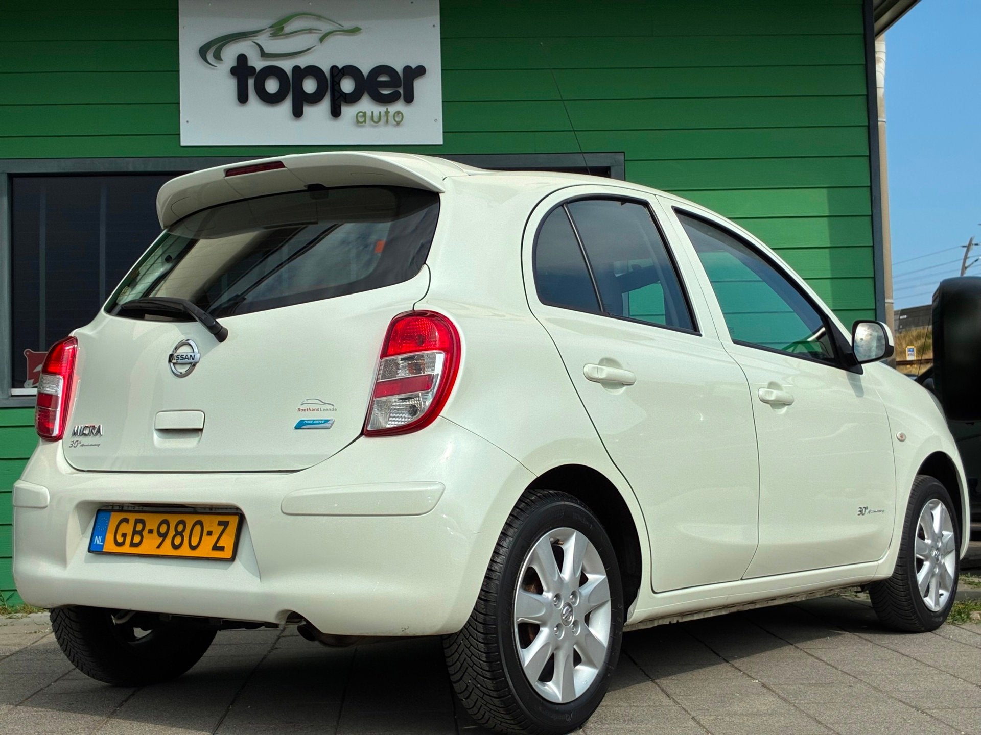 Nissan Micra 1.2 30th. Anniversary|2e Eigenaar|Airco|Elektr., Voorwielaandrijving, Gebruikt, 1198 cc, Wit