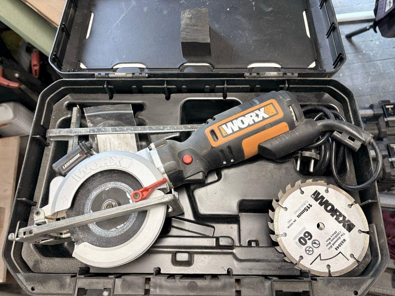 Worx WX427 Cirkelzaag 710W met koffer, Ophalen, Gebruikt, Cirkelzaag, 600 tot 1200 watt