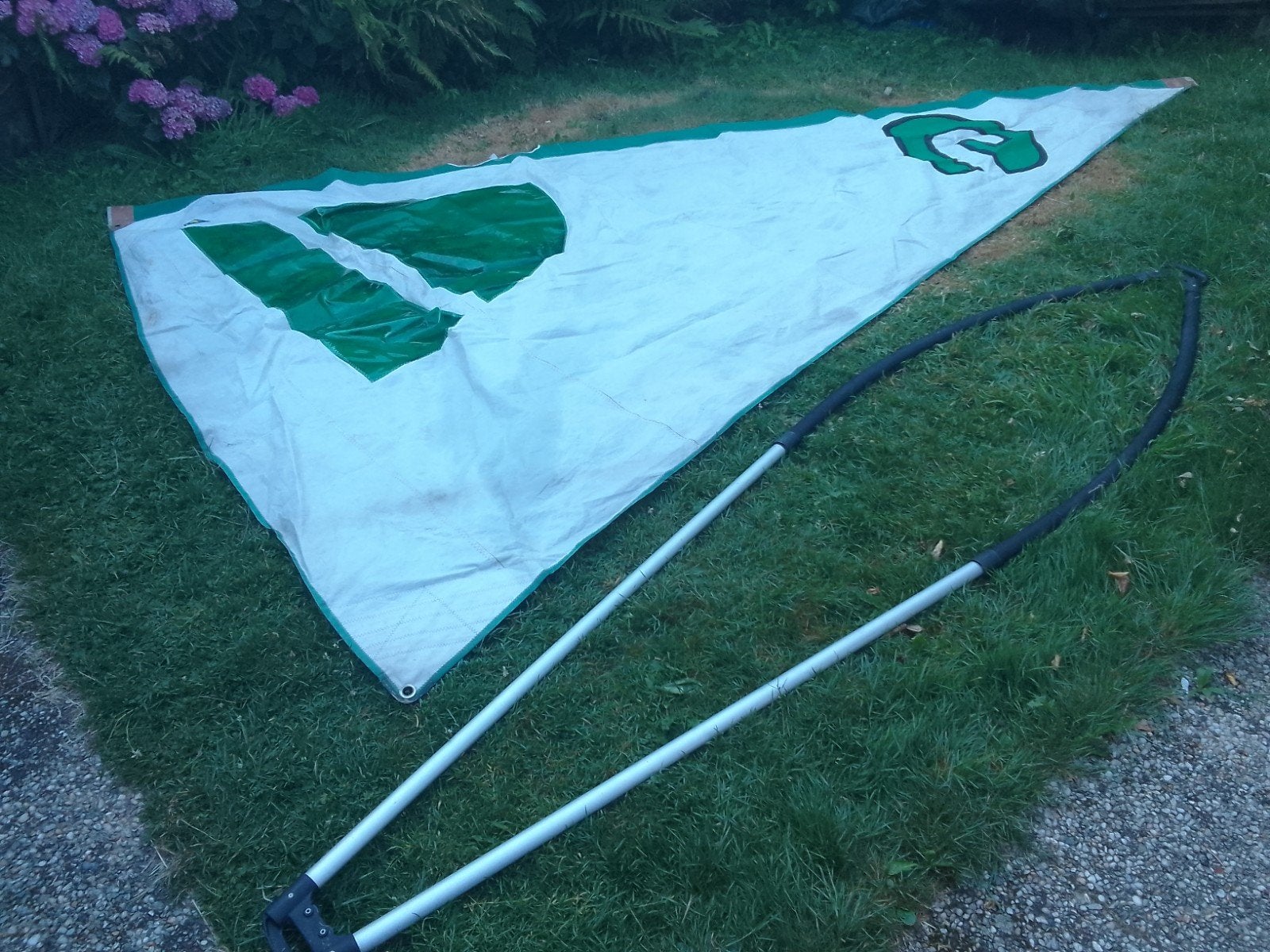 Windsurf zeil Gaastra Sails, met giek,  gebruikt, Watersport en Boten, Zeilen en Zeiltoebehoren, Ophalen, Gebruikt, Minder dan 15 m²