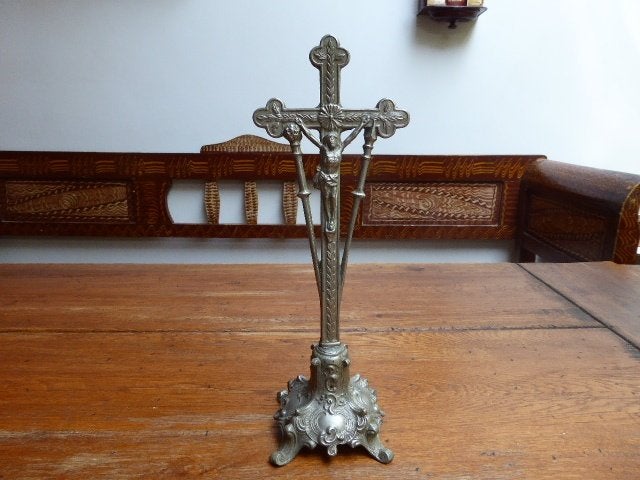 Antiek metalen kruis met mooie details., Ophalen of Verzenden