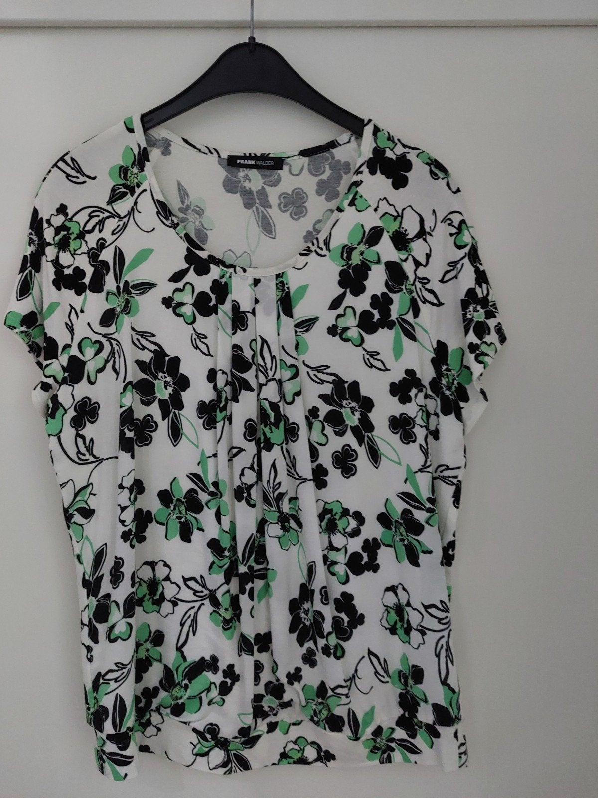 Mooie dames top van Frank Walder, Kleding | Dames, Tops, Ophalen, Maat 42/44 (L), Zo goed als nieuw, Korte mouw
