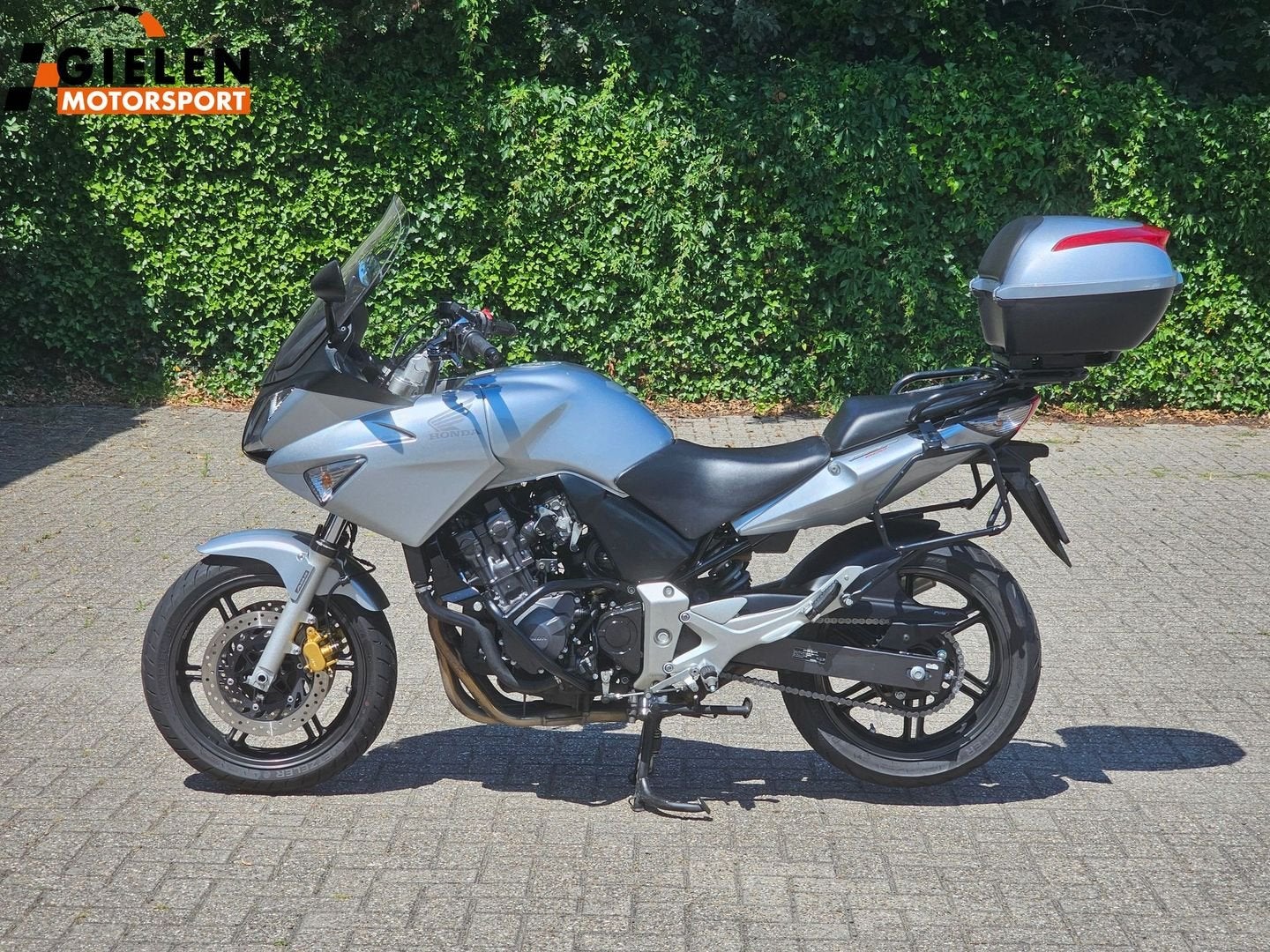 HONDA CBF 600 S ABS (bj 2006), Motoren, HONDA, 4 cilinders, Motorrijbewijs A, Bedrijf