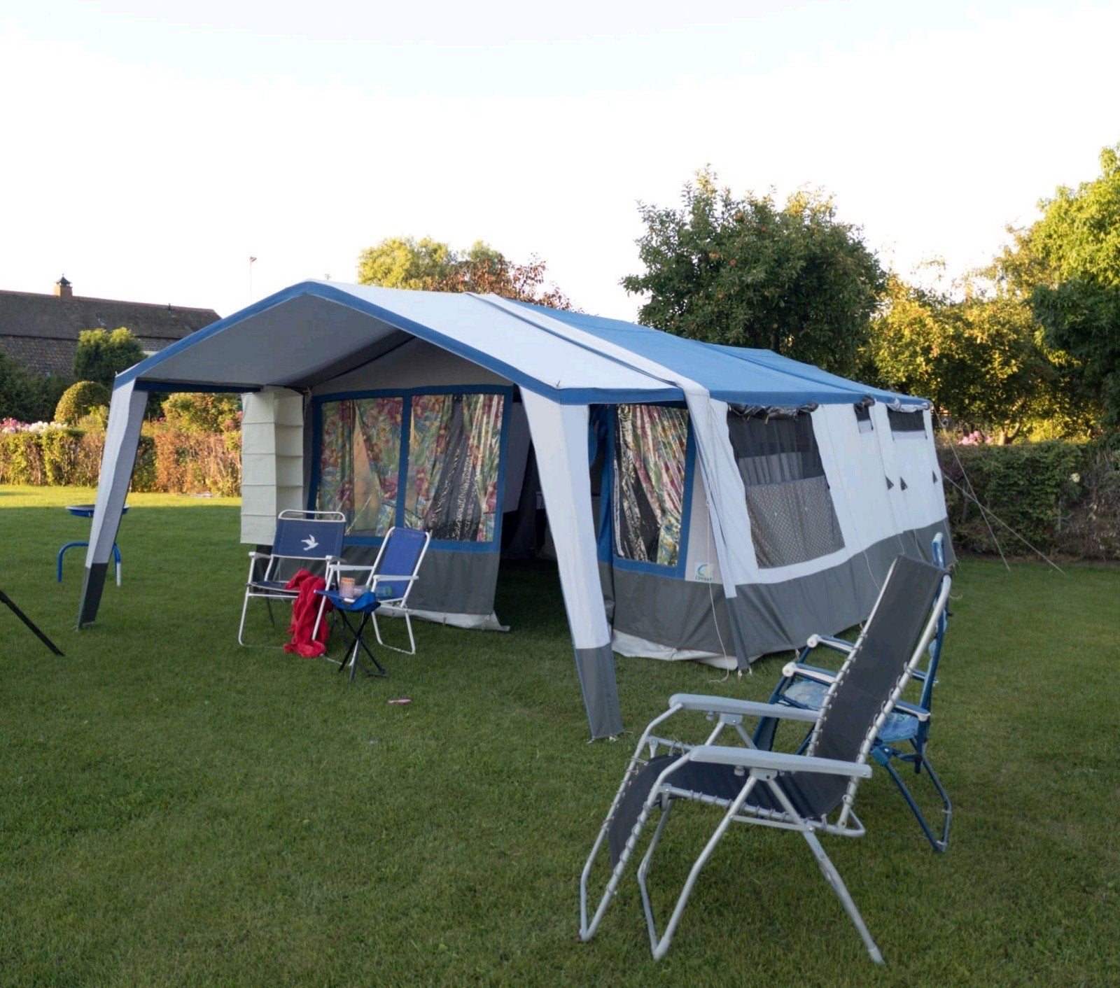 Conway vouwwagen geschikt voor 6/8 personen, Caravans en Kamperen, Vouwwagens, Ophalen, Meerkleurig, Aanwezig, Meer dan 6