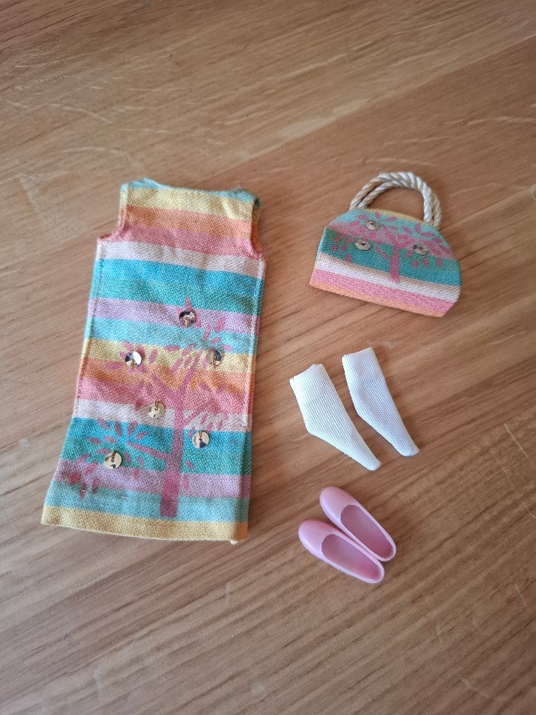 Barbie Skipper Sunny Pastels # 1910 * 1965/1966, Ophalen of Verzenden, Zo goed als nieuw, Kleertjes