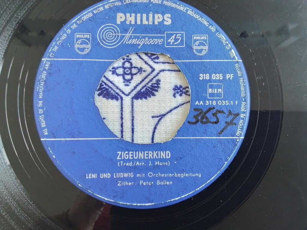GERESERVEERD, Ophalen of Verzenden, Zo goed als nieuw, Pop, Single