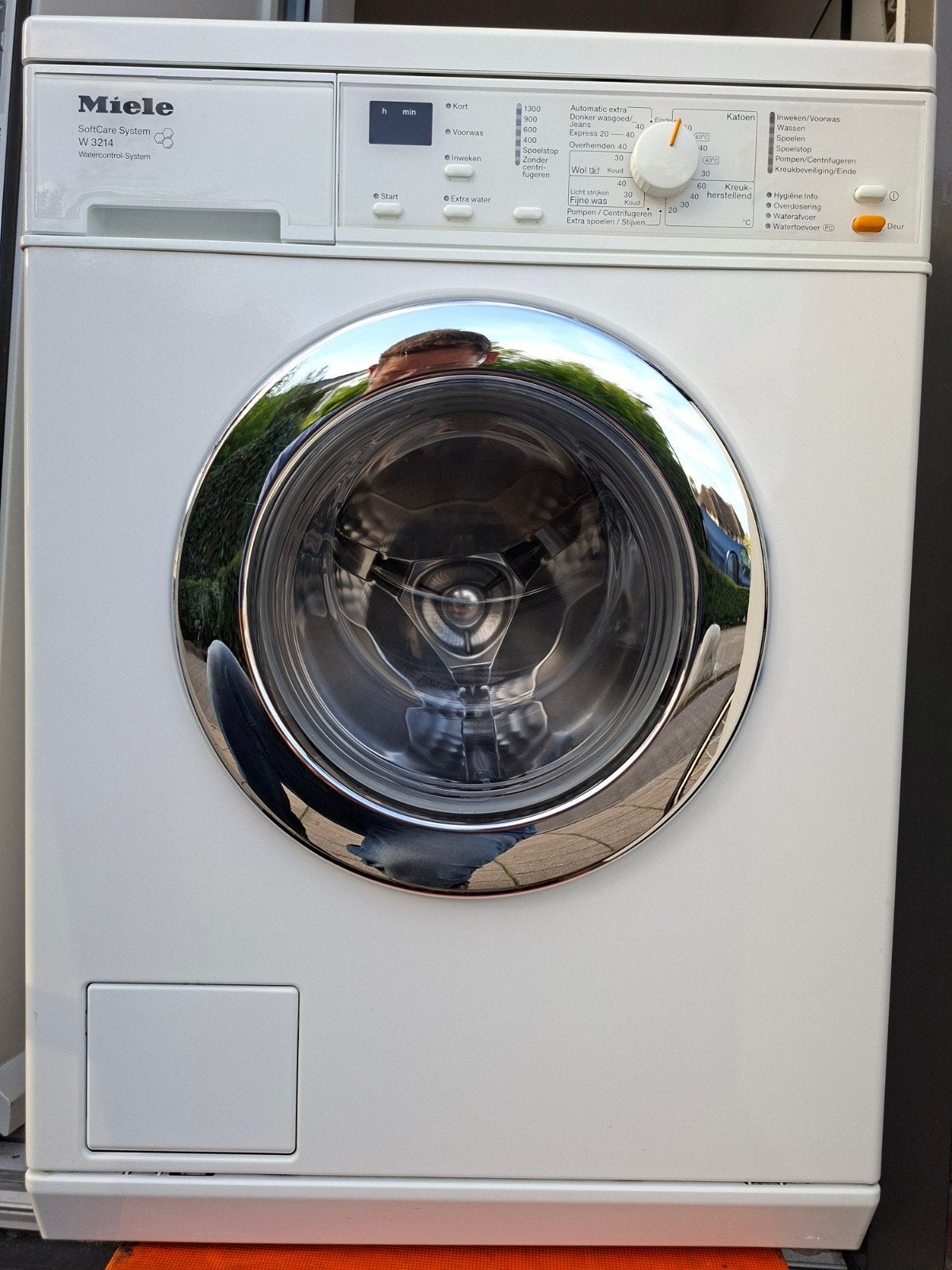 Miele W 3214 SoftCare Wasmachine, Ophalen, Zo goed als nieuw, Voorlader, Kort programma