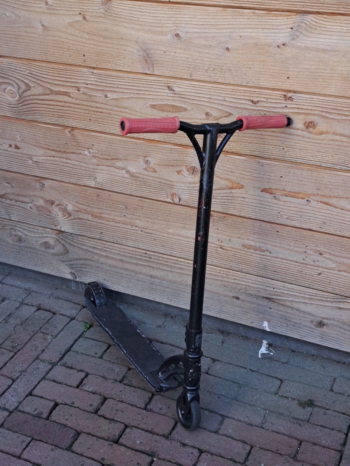 Stuntstep met rode handvatten - Gebruikt, Ophalen, Gebruikt, Gewone step, Onbekend